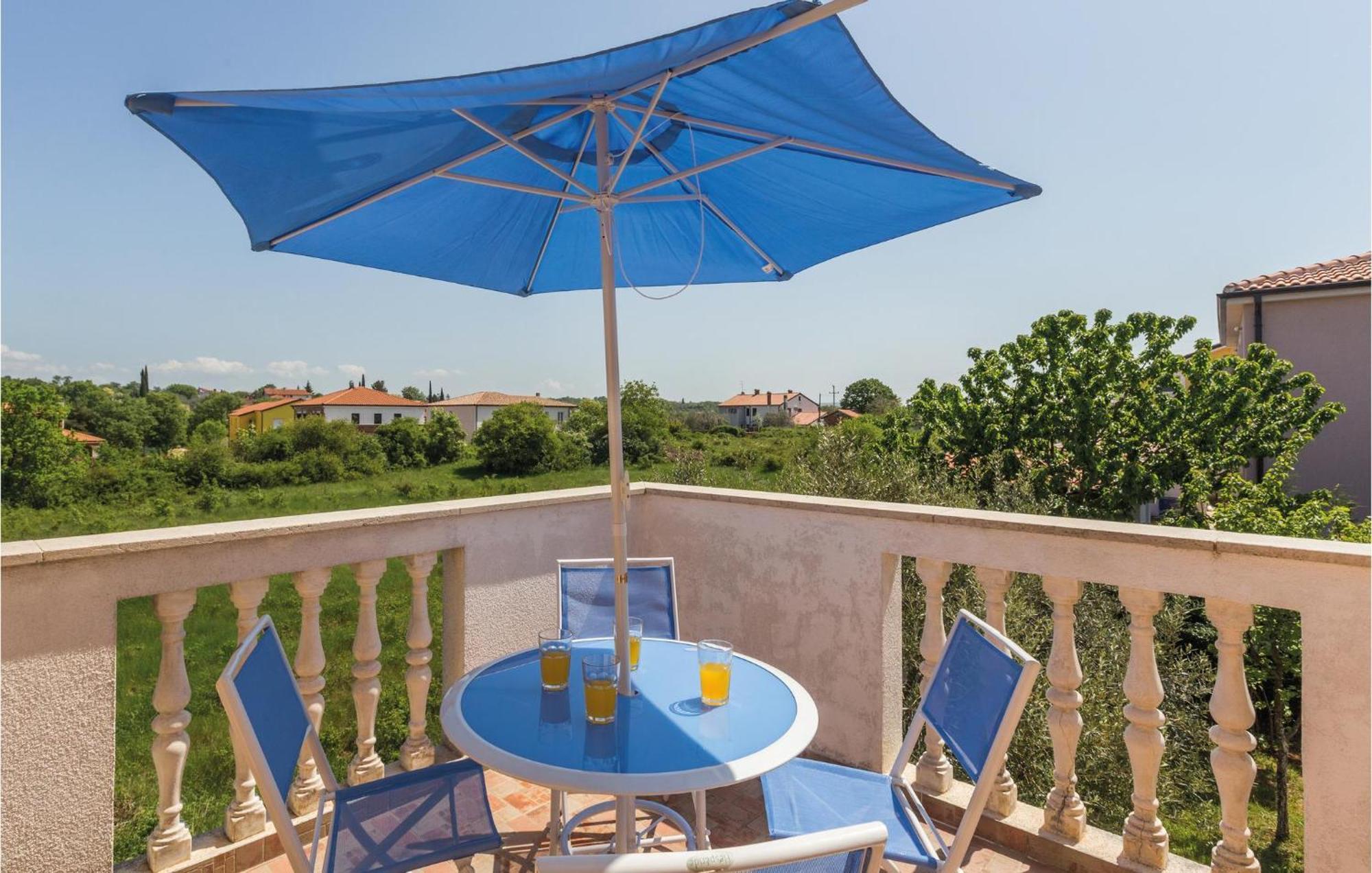 Nice Apartment In Kastel With Kitchen Dış mekan fotoğraf