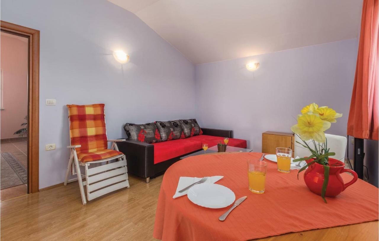 Nice Apartment In Kastel With Kitchen Dış mekan fotoğraf